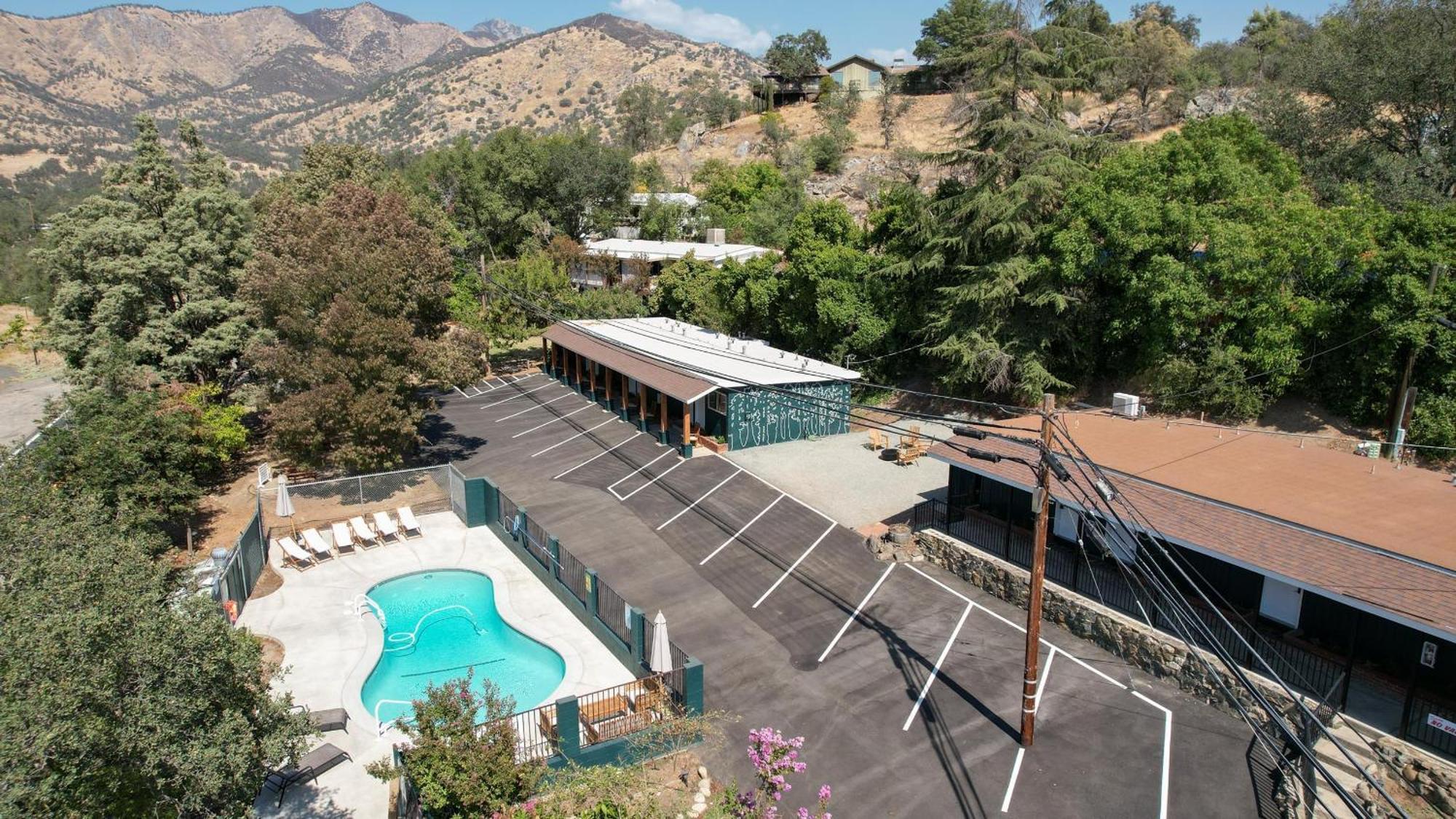 The Charlotte Sequoia Motel R2 Three Rivers Exteriér fotografie